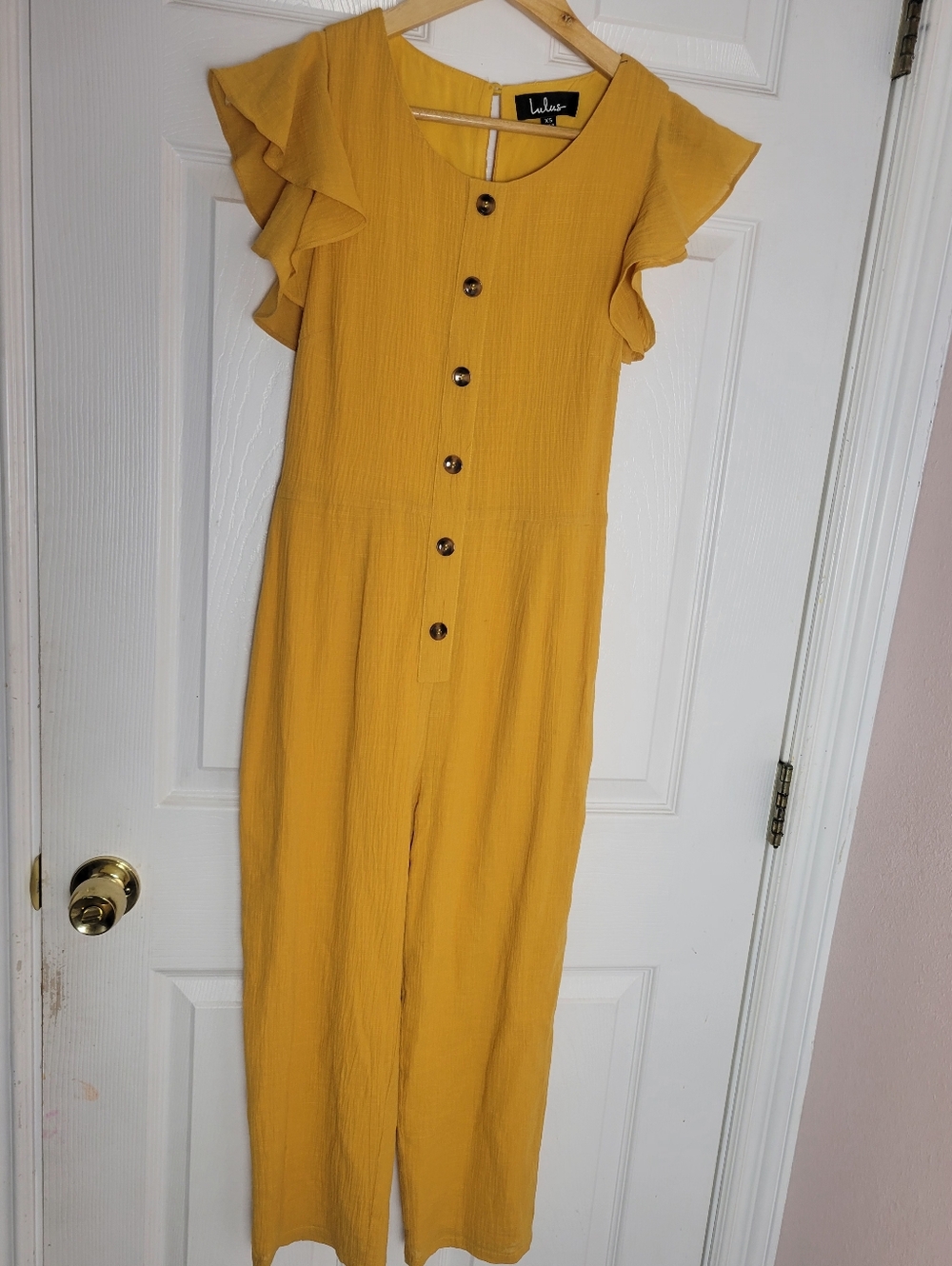 NWT Lulus Golden Yellow Flutter Sleeve Jumpsuit - Picture 3 of 10